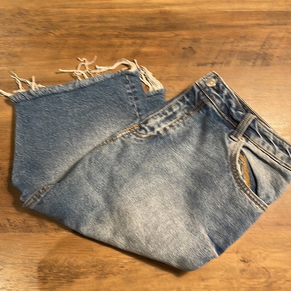 Beautiful medium length jeans skirt ripped - Picture 6 of 12